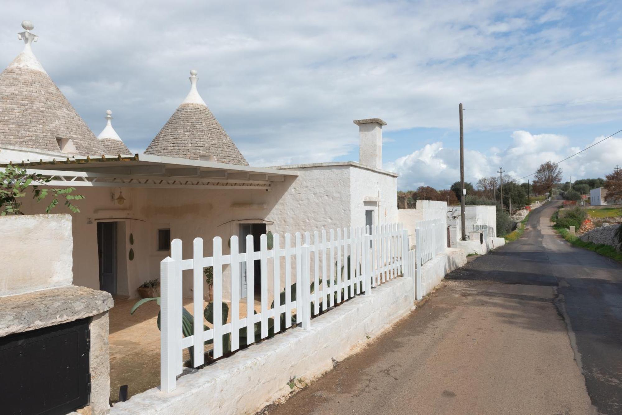 Вилла Trullo Da Nonno Marco Чистернино Экстерьер фото