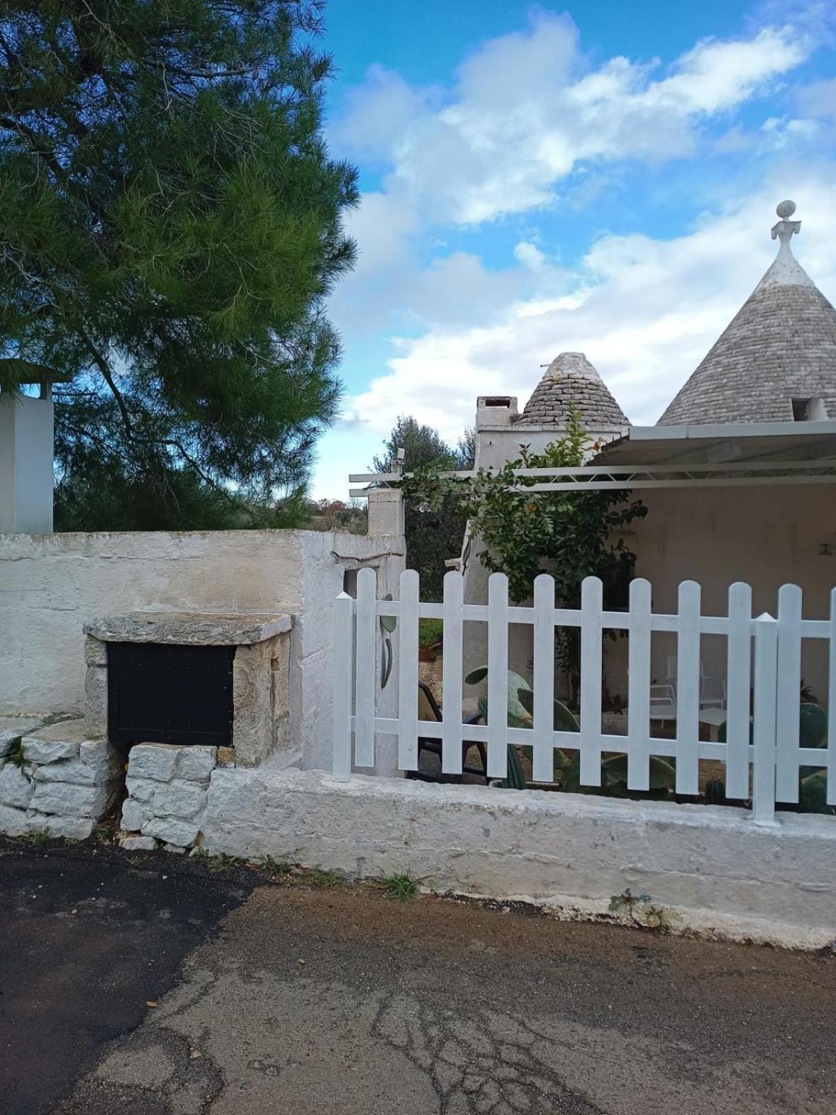 Вилла Trullo Da Nonno Marco Чистернино Экстерьер фото